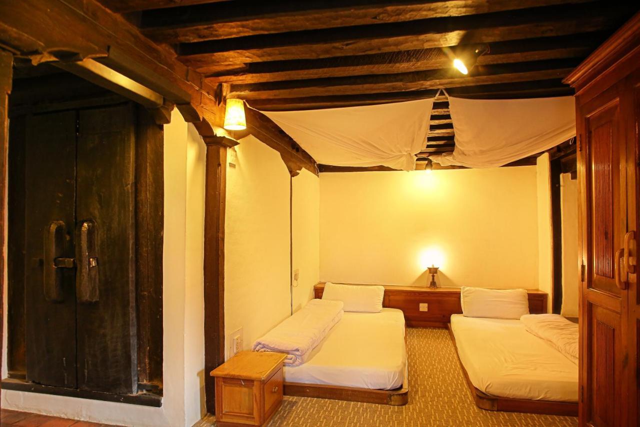 Newa Chen Historic House Unesco Lalitpur Eksteriør bilde